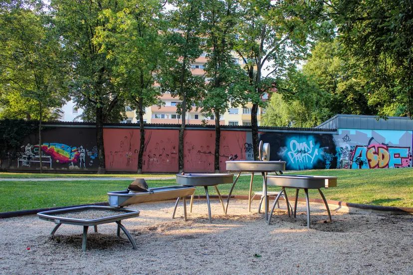 Spielplatz Volksgarten 2