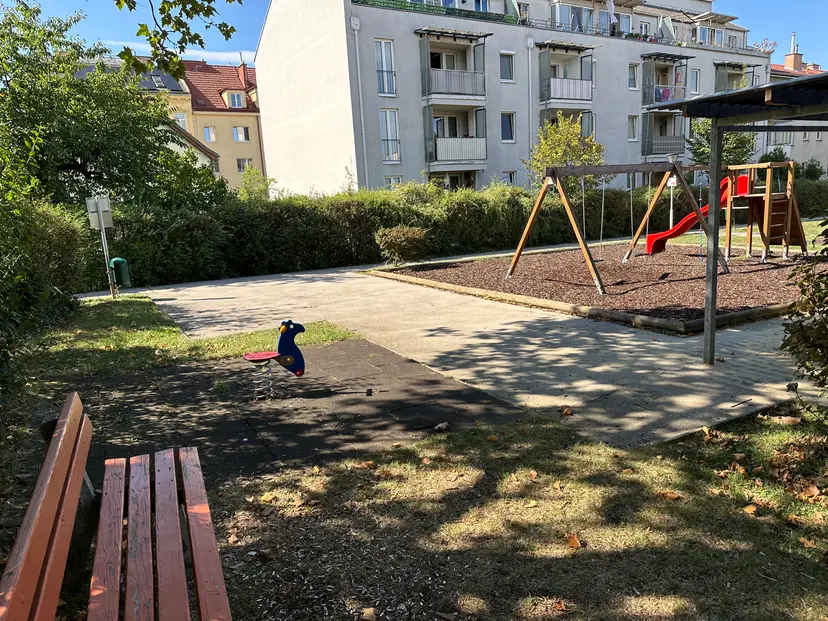 Wr. Wohnen öffentlicher Kinderspielplatz Brunner Strasse 21-29 5