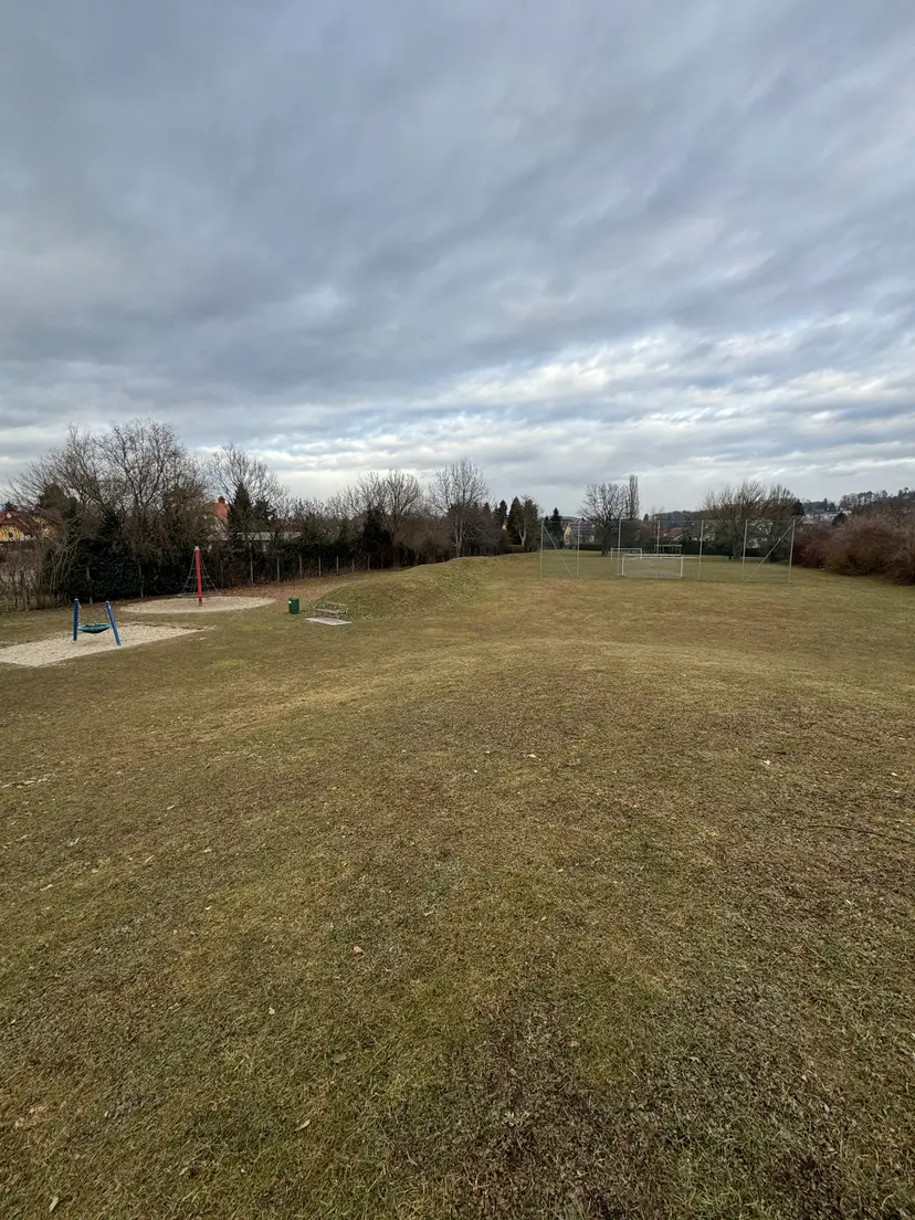 Spielplatz Eichenweg 5