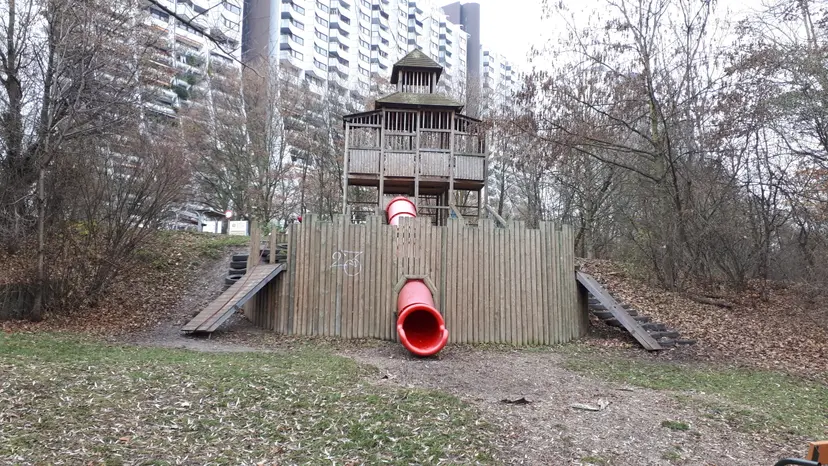 Piratenspielplatz 3