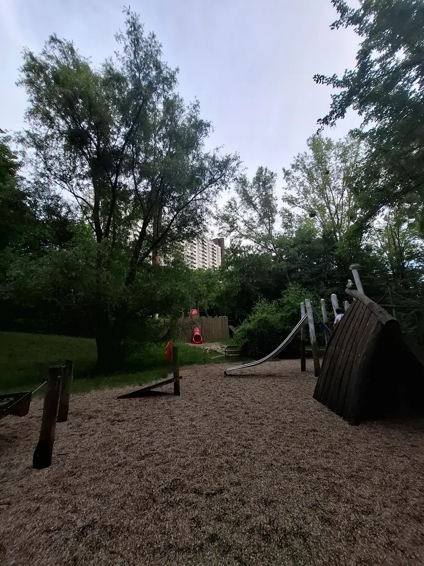Piratenspielplatz 5