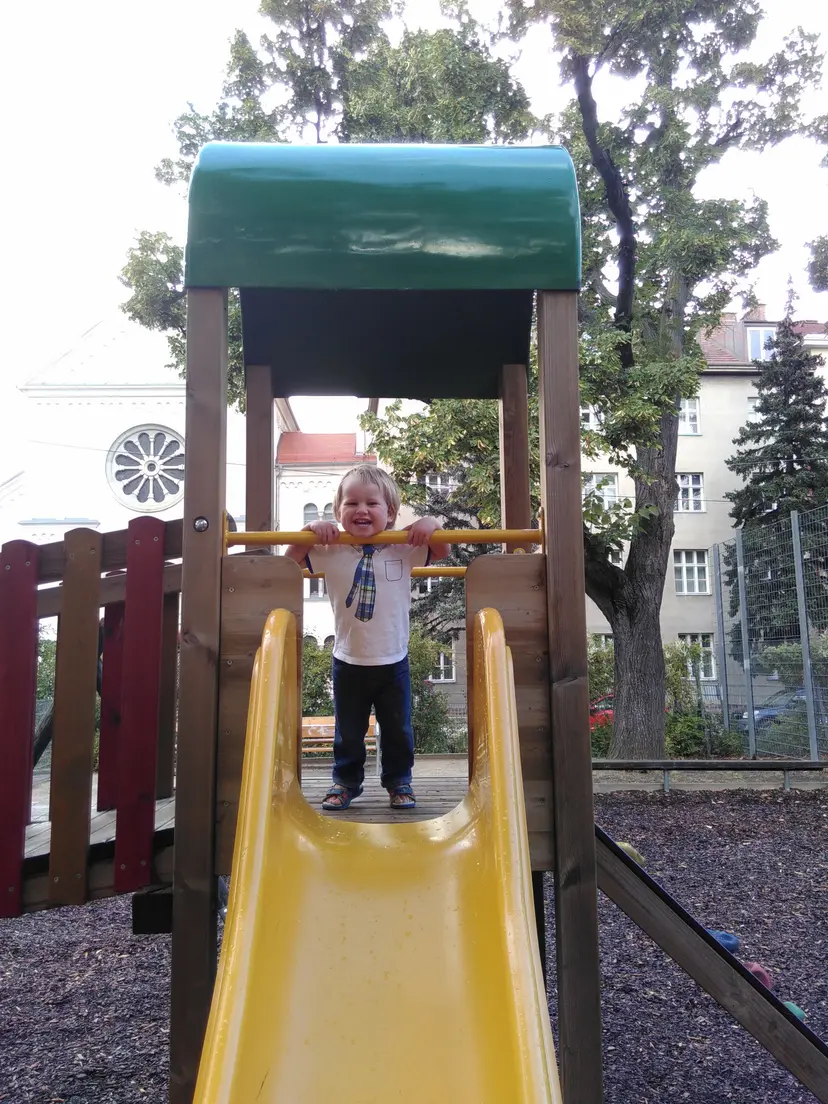 Kinderspielplatz 5