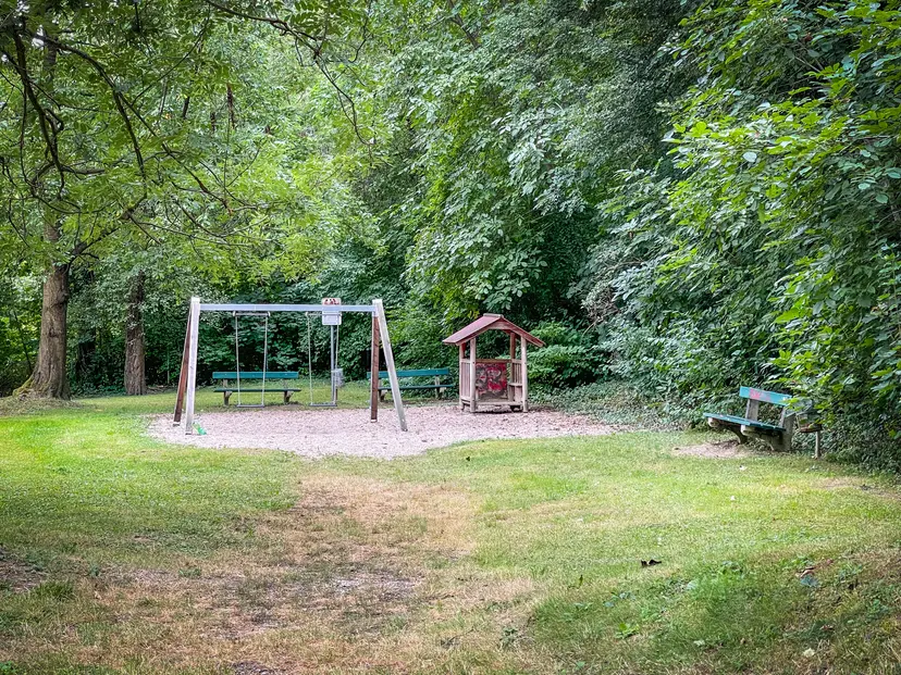 Spielplatz auf der Leithen 2