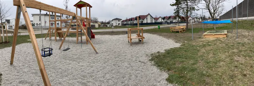 Öffentlicher Spielplatz 3