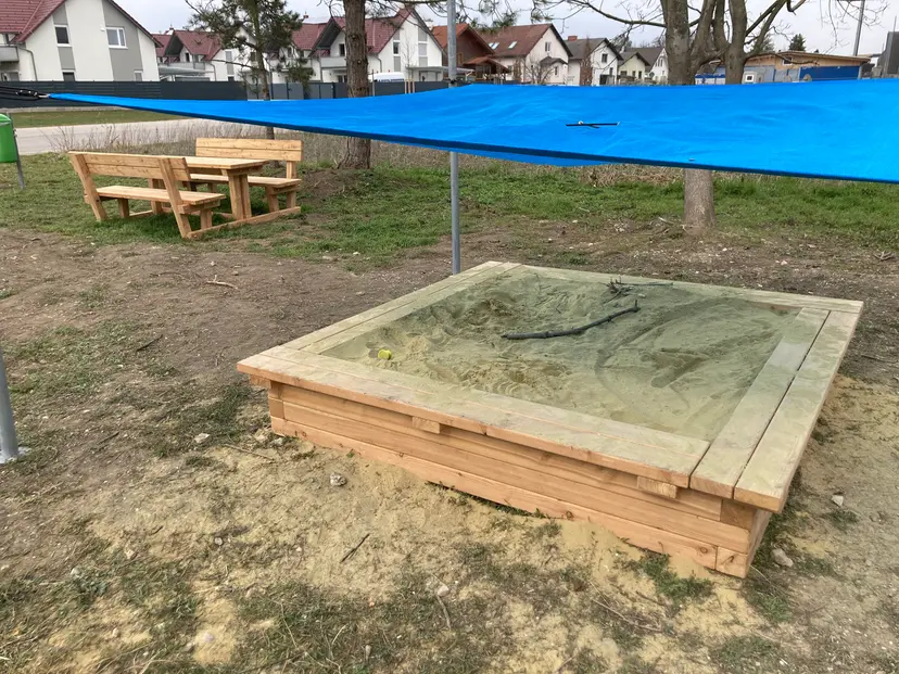 Öffentlicher Spielplatz 4