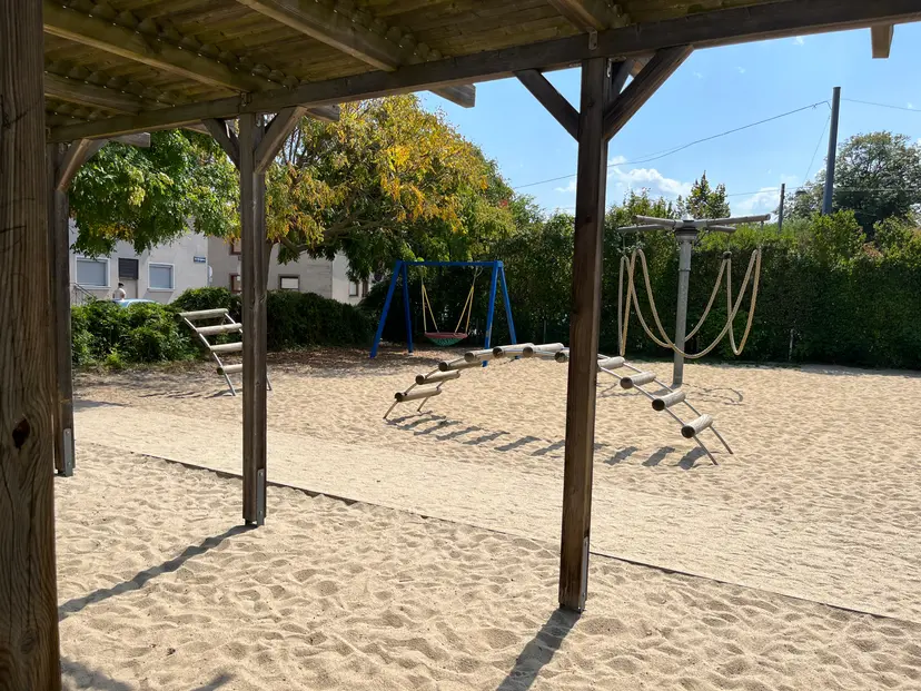 Kinderspielplatz 2