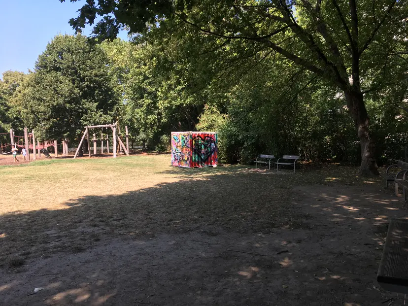 Spielplatz 4