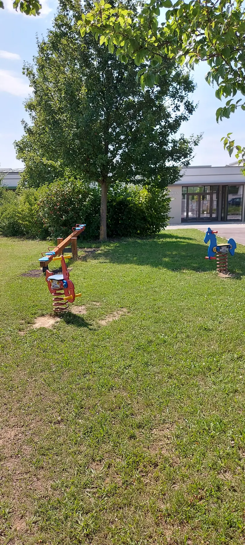 Spielplatz beim Kindergarten 2