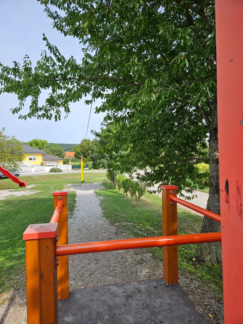 Spielplatz Müllendorf 3