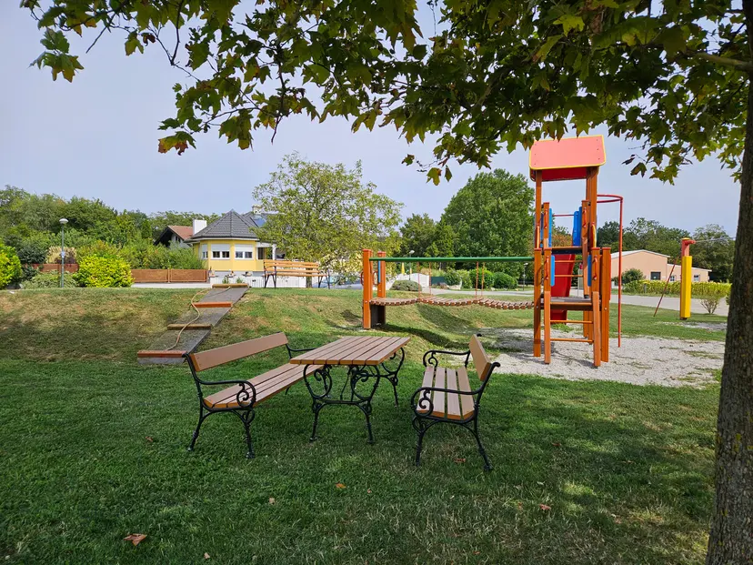 Spielplatz Müllendorf 5