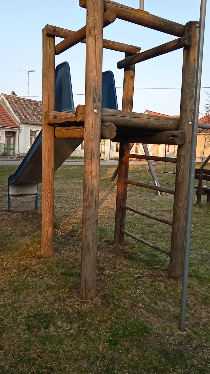 Kinderspielplatz 5
