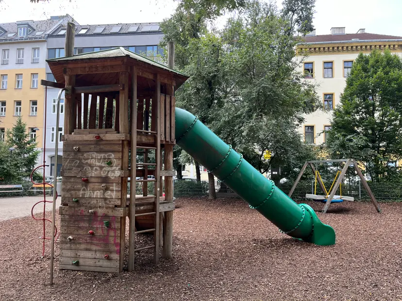 Spielplatz im Humboldtpark 3