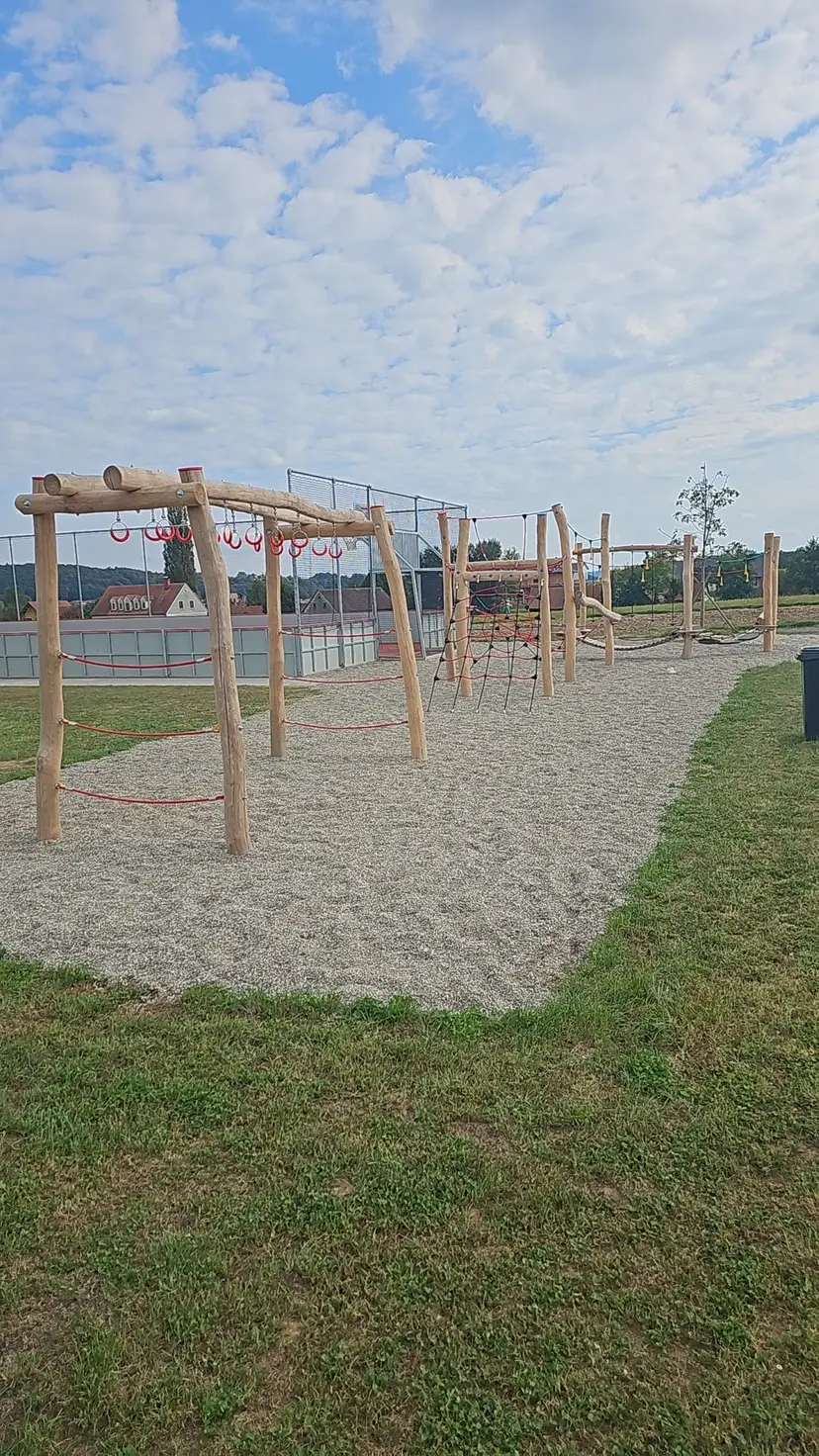 Motorikpark Spielplatz Sankt Peter am Ottersbach 3