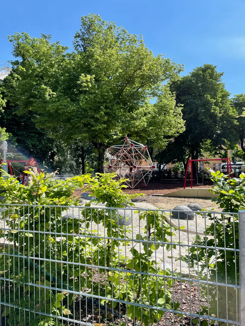 Spielplatz 6