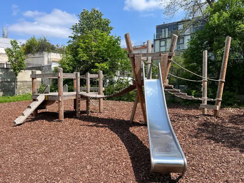 Spielplatz Anton-Krutisch-Park 4