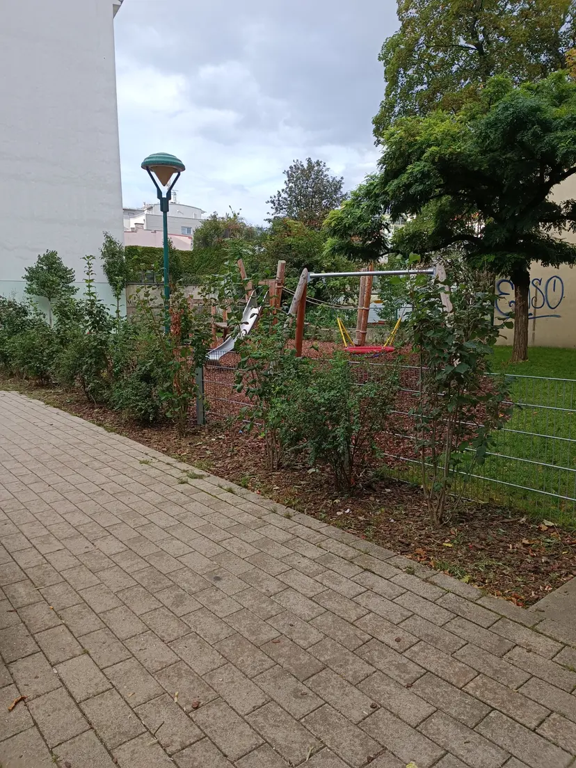 Spielplatz Anton-Krutisch-Park 6