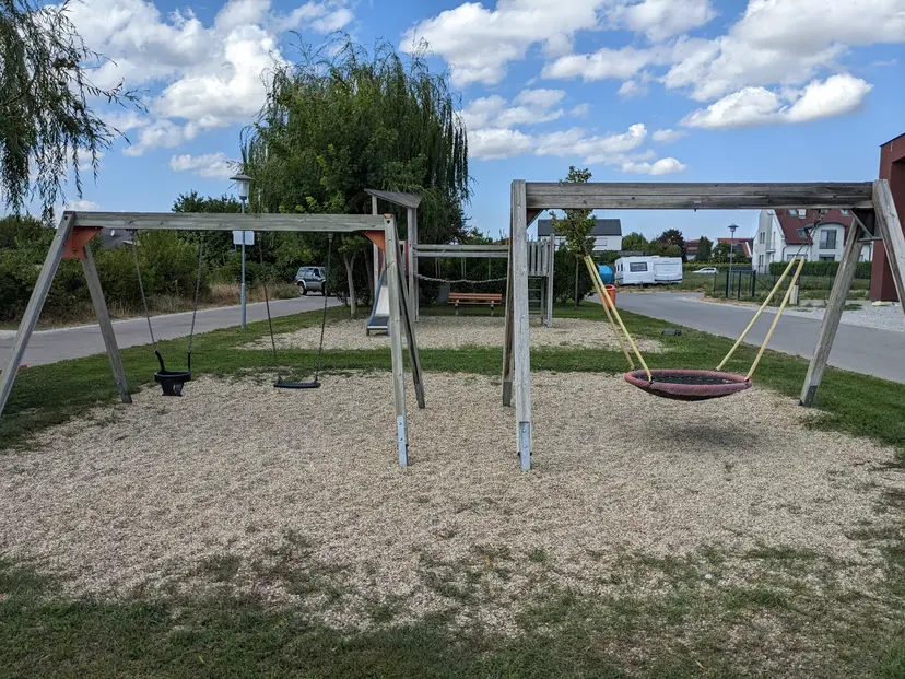 Spielplatz Kirchenäcker 2